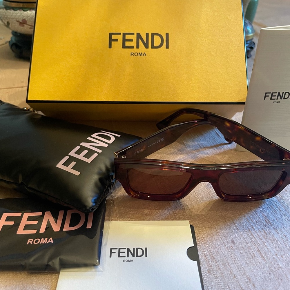 FENDI Havana Sunglasses